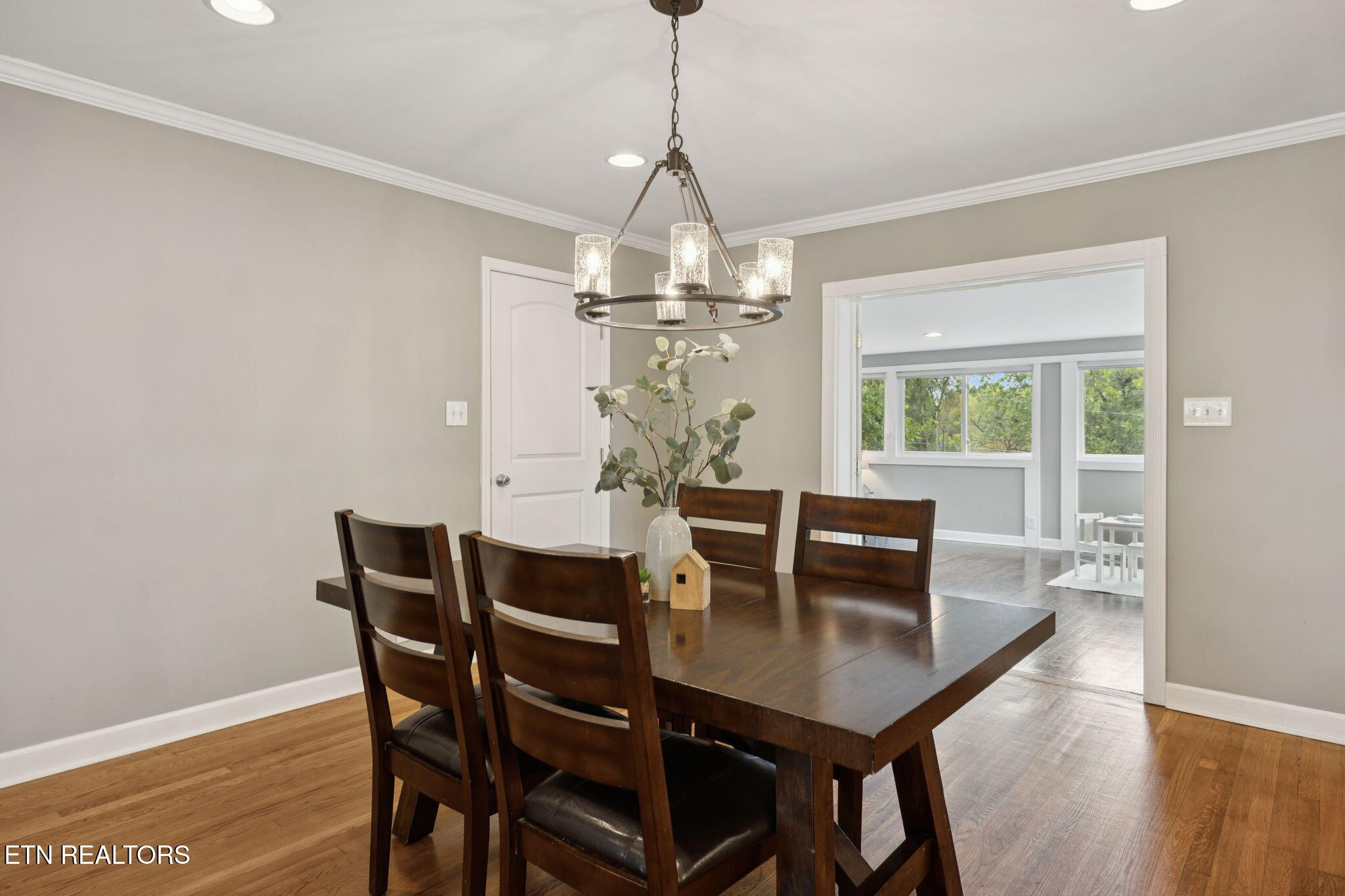 3847 Wilani Road Knoxville, TN 37919 - Photo 11 of 56 Large dining area