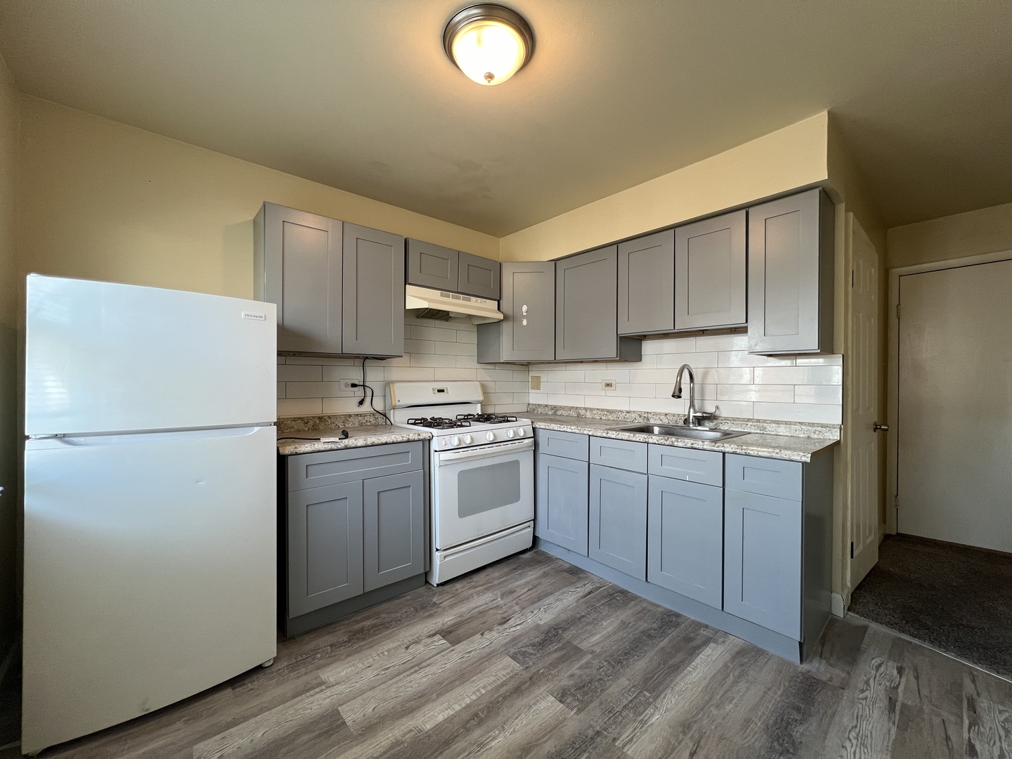 5305 South 72nd Court, Unit 2 Summit, IL 60501 - Photo 7 of 12