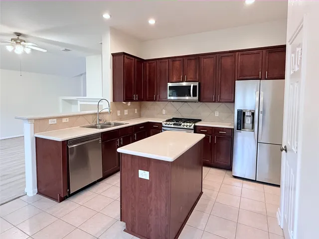 $2,400 | 13714 Brighton Park Drive, Houston, TX 77044