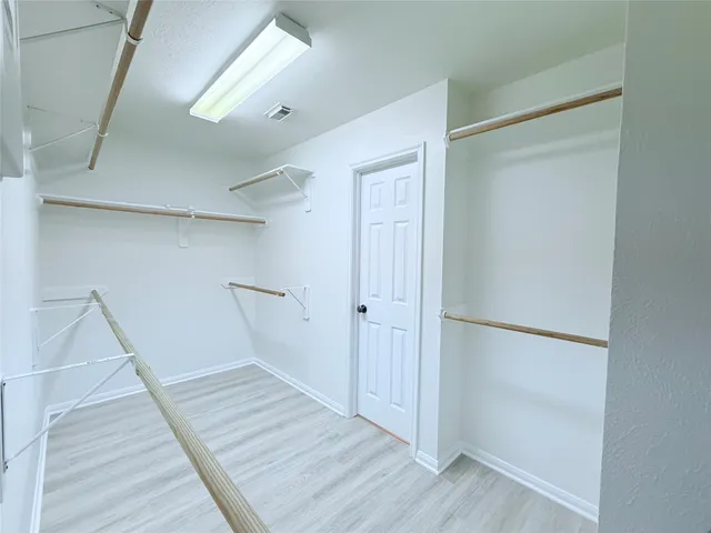 $2,400 | 13714 Brighton Park Drive, Houston, TX 77044