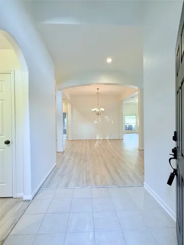 $2,400 | 13714 Brighton Park Drive, Houston, TX 77044