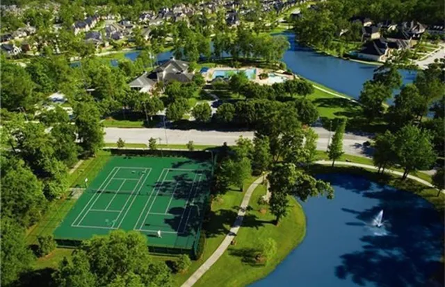 $2,400 | 13714 Brighton Park Drive, Houston, TX 77044