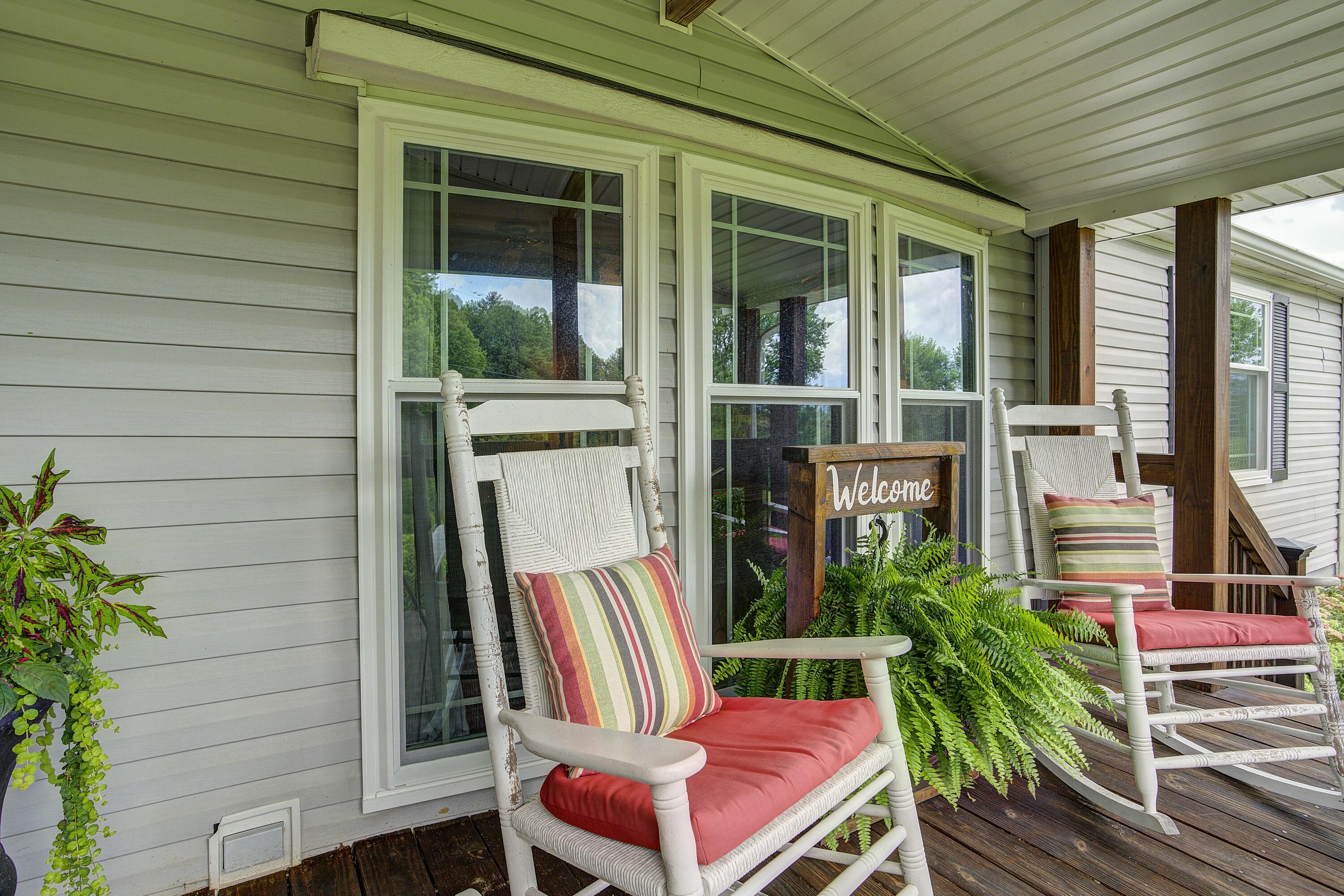 1838 Copley Branch Road Butler, TN 37640 - Photo 8 of 92 Copley-53