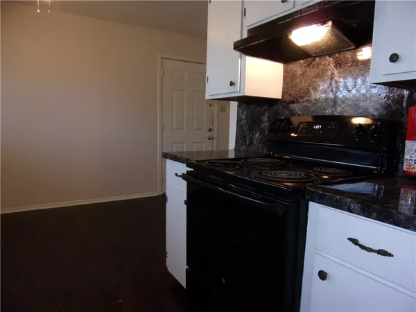 a close view of stove top oven