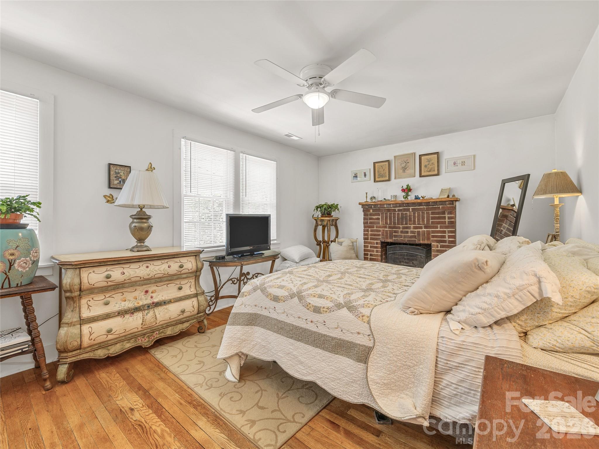 144 East Howard Street Tryon, NC 28782 - Photo 18 of 44