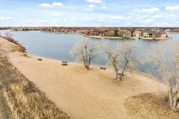 $699,900 | 4752 North Portwest Court, Wichita, KS 67204