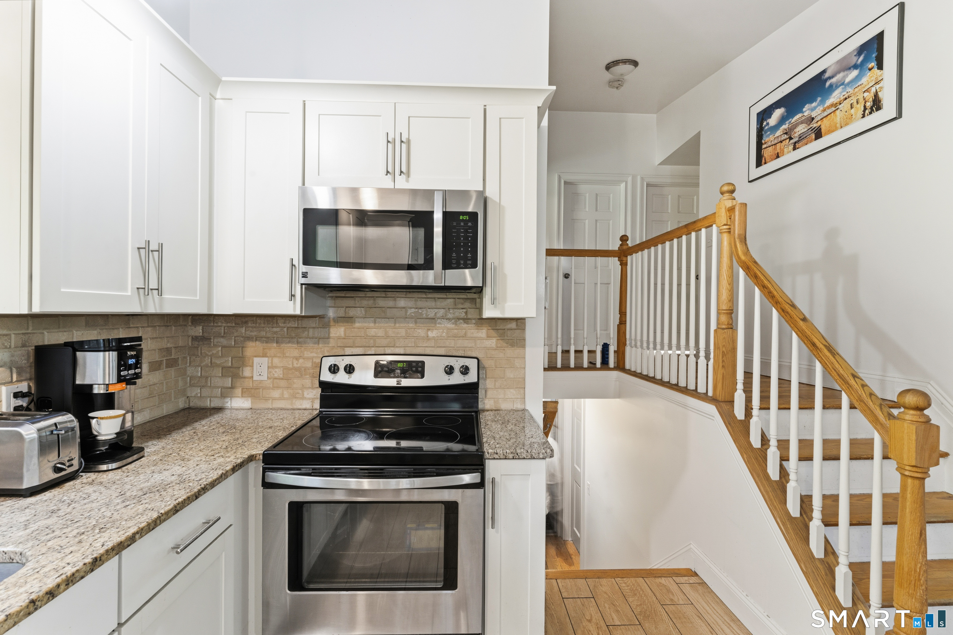 21 North Pleasant Rise Brookfield, CT 06804 - Photo 7 of 39