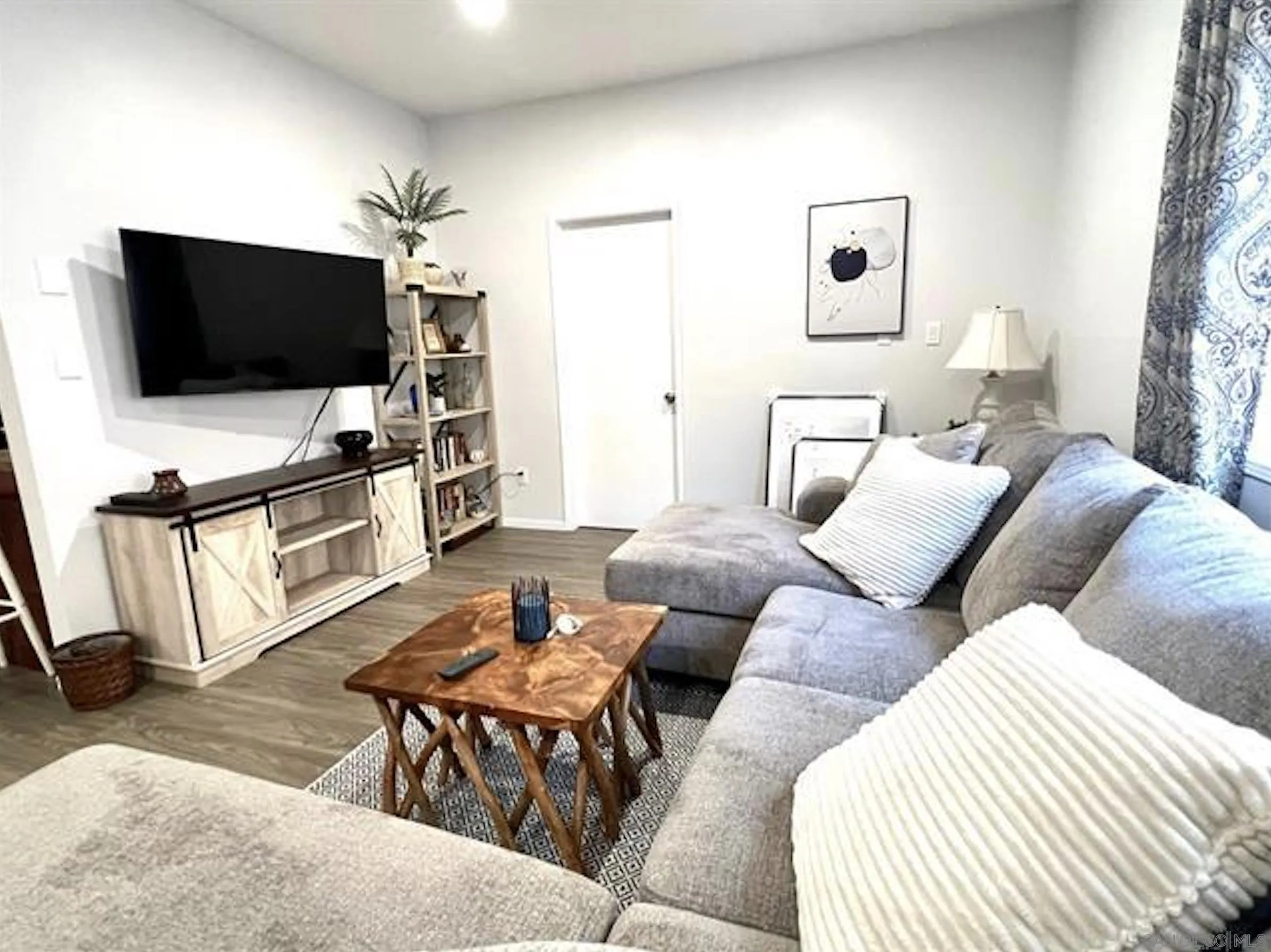 9023 Campo Road Spring Valley, CA 91977 - Photo 22 of 46 Gallery Image 22