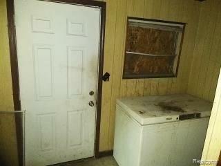 21.5 East Cicotte Street River Rouge, MI 48218 - Photo 8 of 17