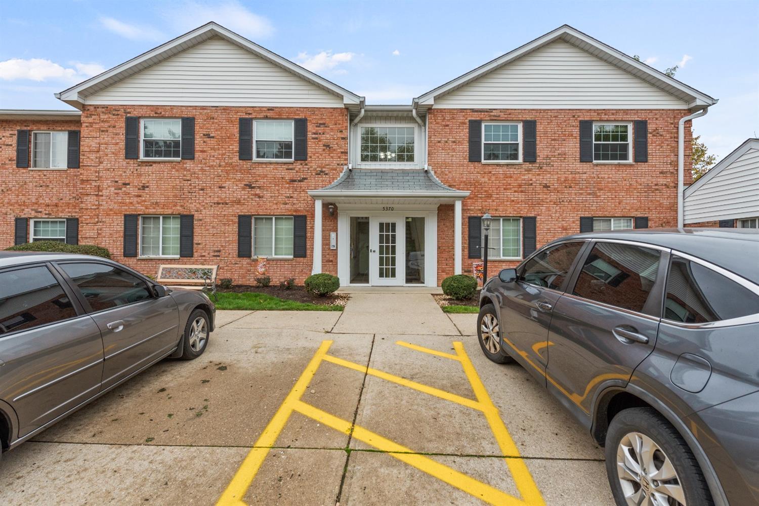 5370 Werk Road, Unit 32 Cincinnati, OH 45248 - Photo 3 of 24 Gallery Image 3