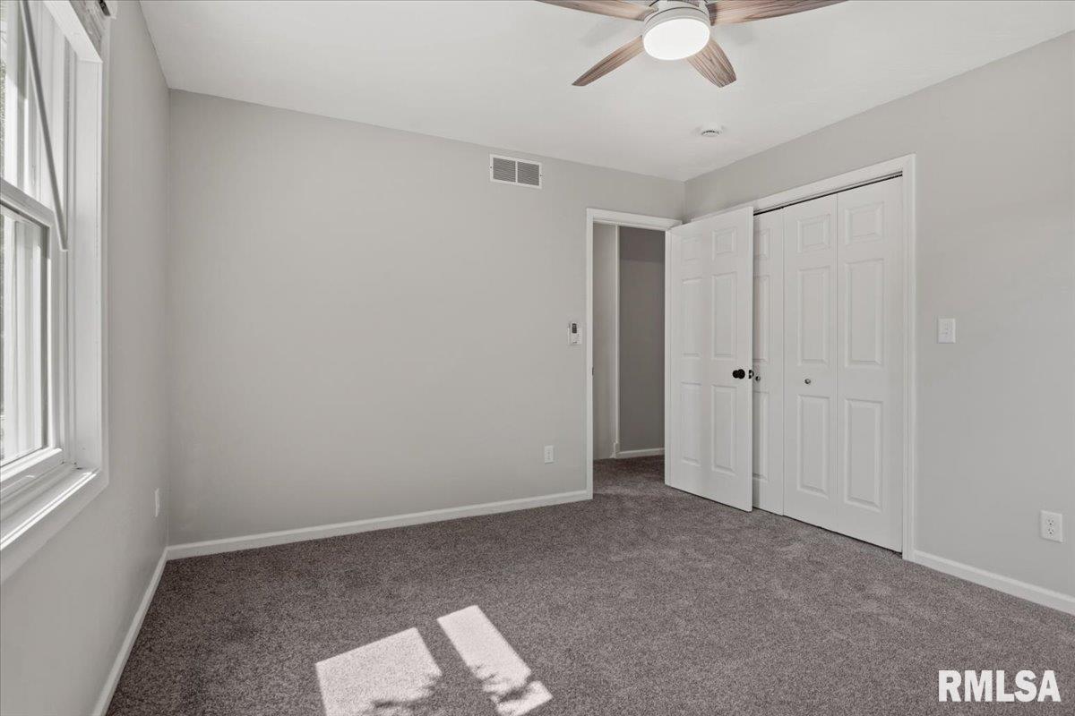 408 Golf Road Springfield, IL 62704 - Photo 38 of 60