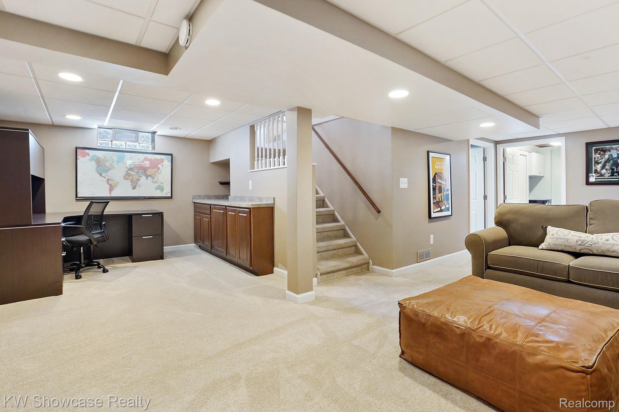 1422 Dorothea Road Berkley, MI 48072 - Photo 17 of 33 Finished Basement