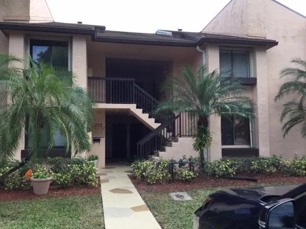 $350,000 | 2240 Southwest 92nd Terrace, Unit 2403, Davie, FL 33324