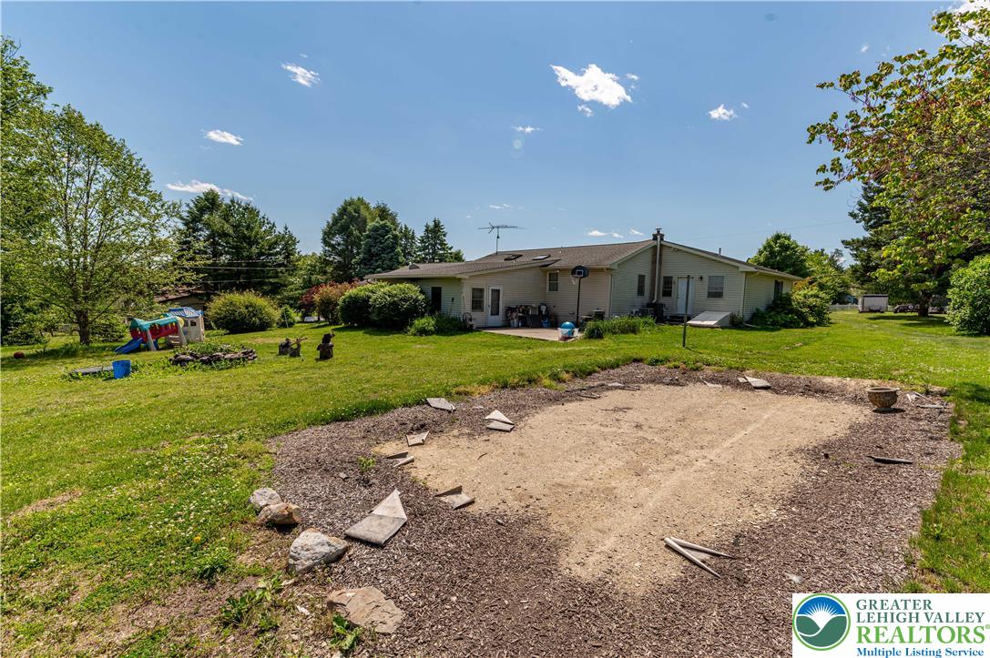518 Bauer Road Bath, PA 18014 - Photo 55 of 59