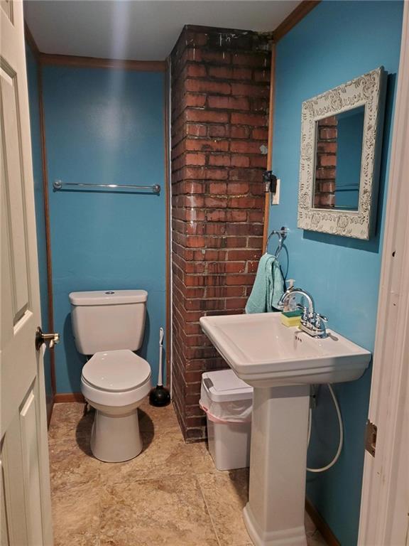 2126 Strangford Road Blairsville, PA 15717 - Photo 5 of 5 Gallery Image 5