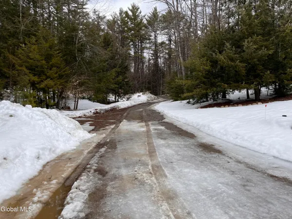 $775,000 | 41 Moffitt Road, Chester, NY 12817