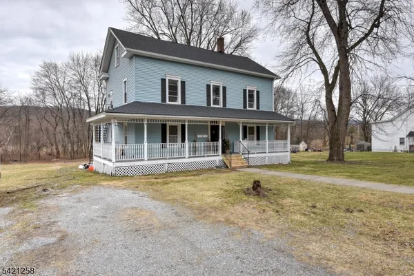 $2,400 | 11 Sterling Parkway, Unit 1, Ogdensburg, NJ 07439