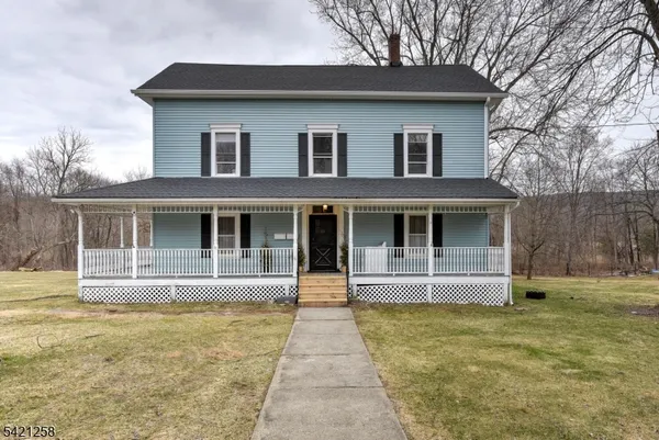 $2,400 | 11 Sterling Parkway, Unit 1, Ogdensburg, NJ 07439