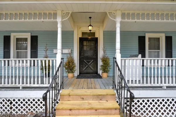 $2,400 | 11 Sterling Parkway, Unit 1, Ogdensburg, NJ 07439