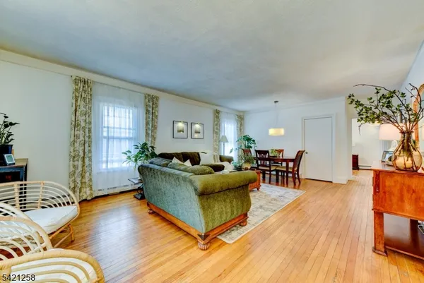 $2,400 | 11 Sterling Parkway, Unit 1, Ogdensburg, NJ 07439