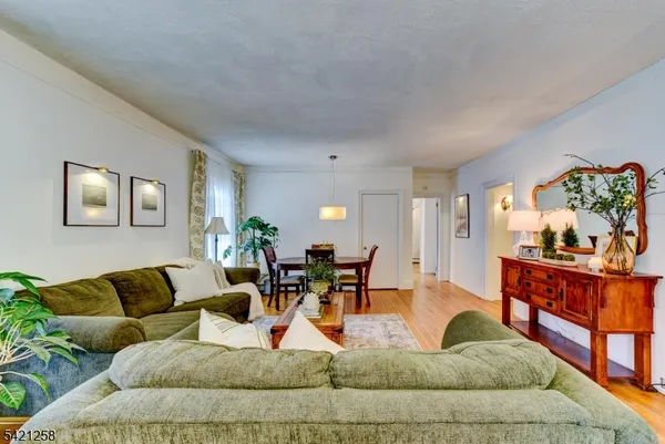 $2,400 | 11 Sterling Parkway, Unit 1, Ogdensburg, NJ 07439