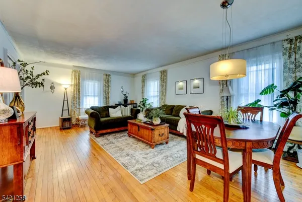 $2,400 | 11 Sterling Parkway, Unit 1, Ogdensburg, NJ 07439