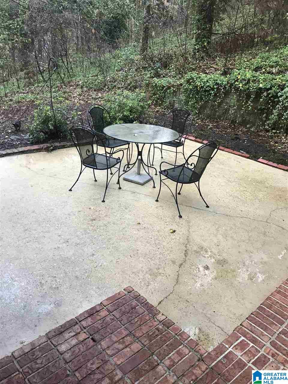 229 Primrose Path Sylacauga, AL 35150 - Photo 4 of 30