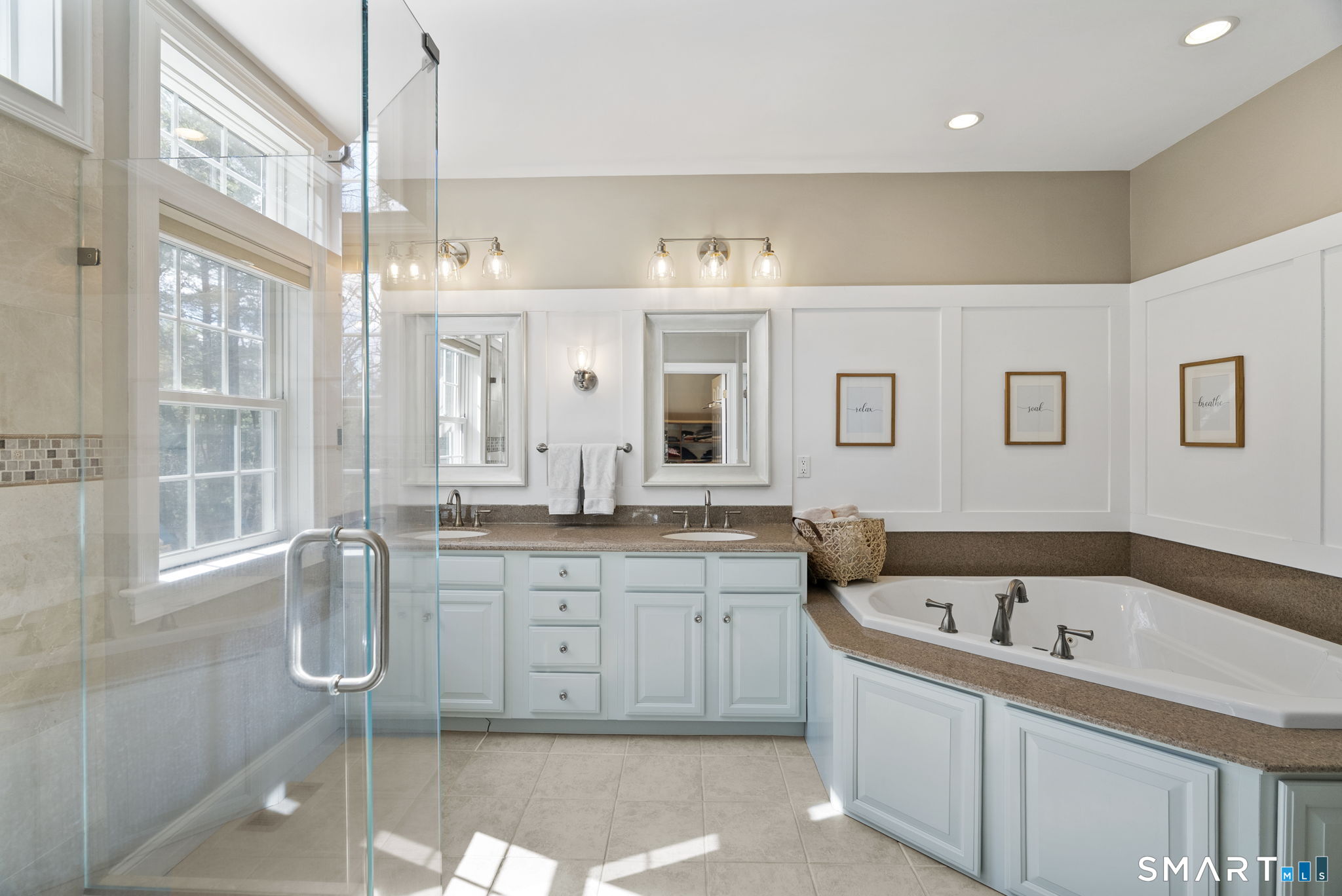 1197 Neipsic Road Glastonbury, CT 06033 - Photo 22 of 40