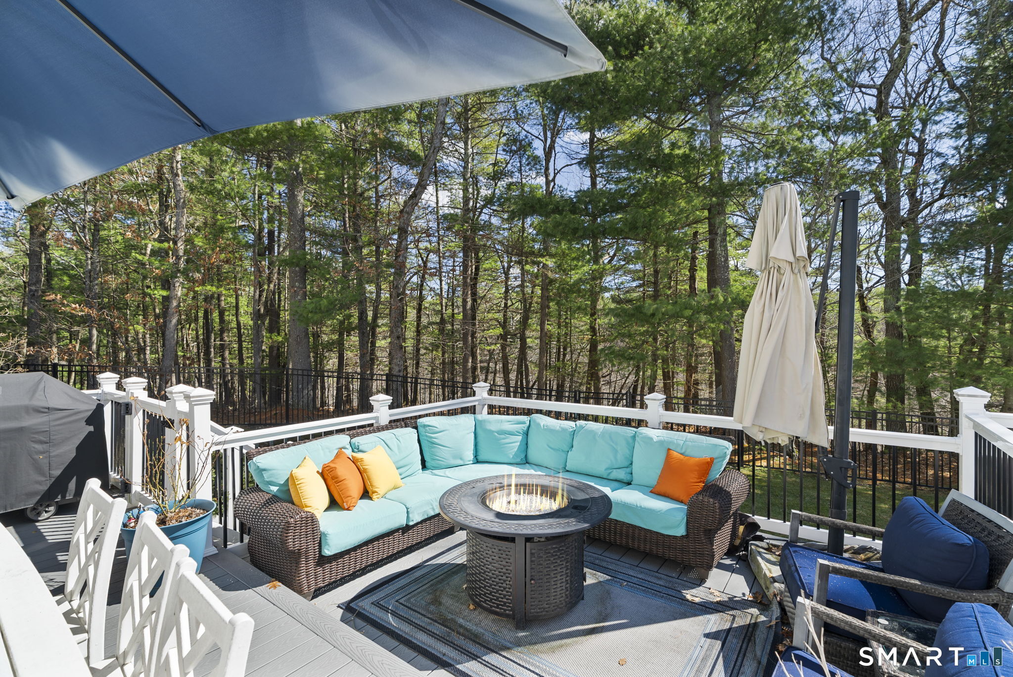 1197 Neipsic Road Glastonbury, CT 06033 - Photo 37 of 40