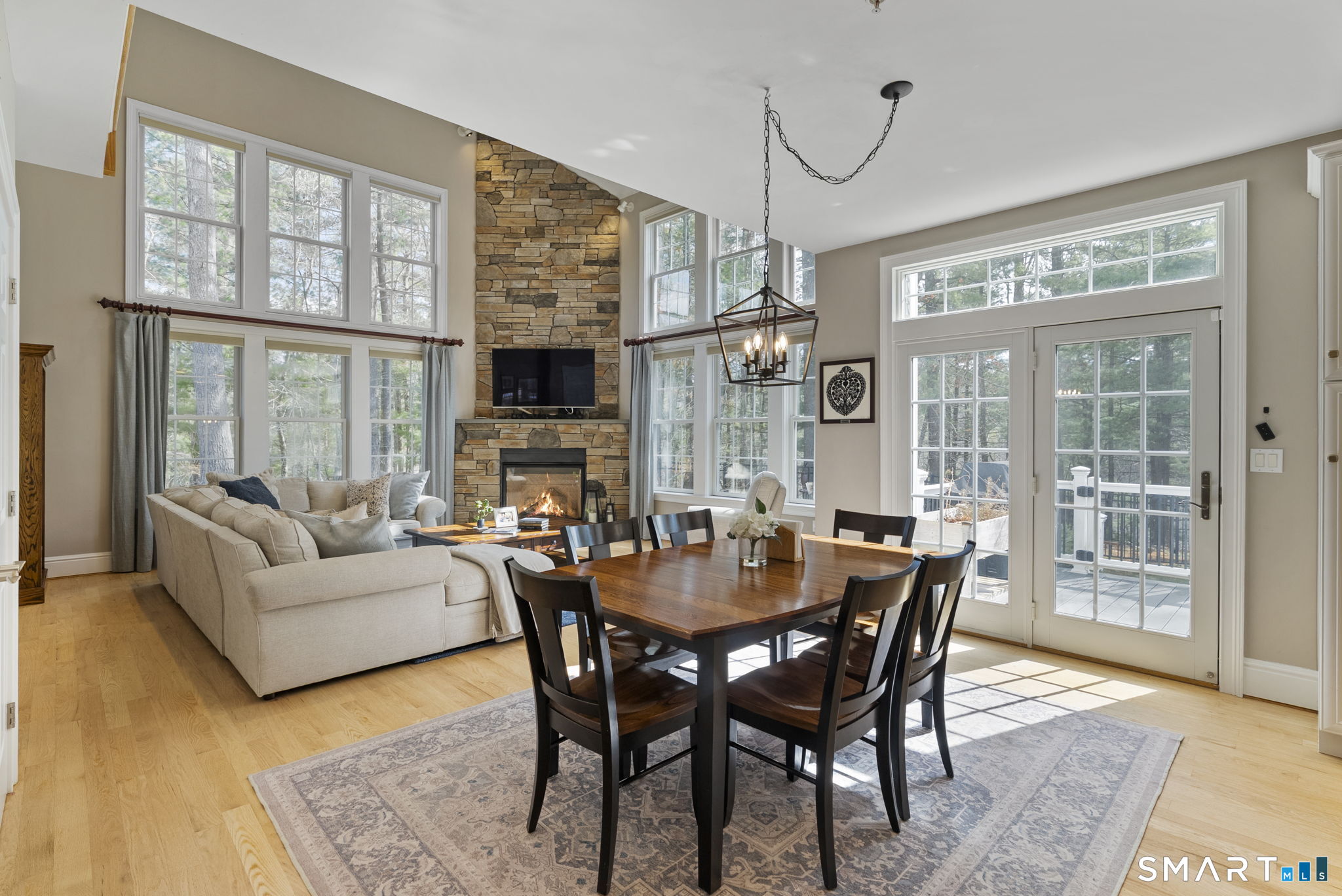 1197 Neipsic Road Glastonbury, CT 06033 - Photo 5 of 40