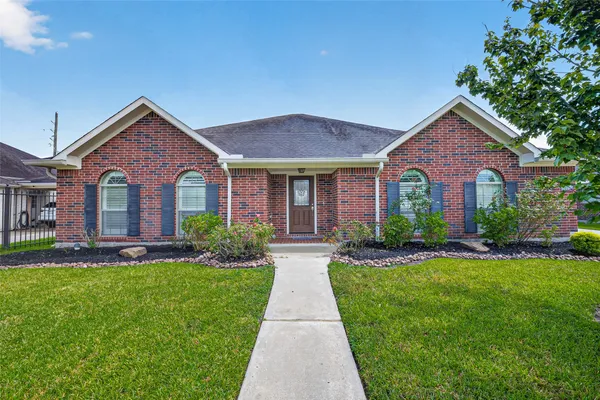$365,000 | 6710 Travis Street, Manvel, TX 77578