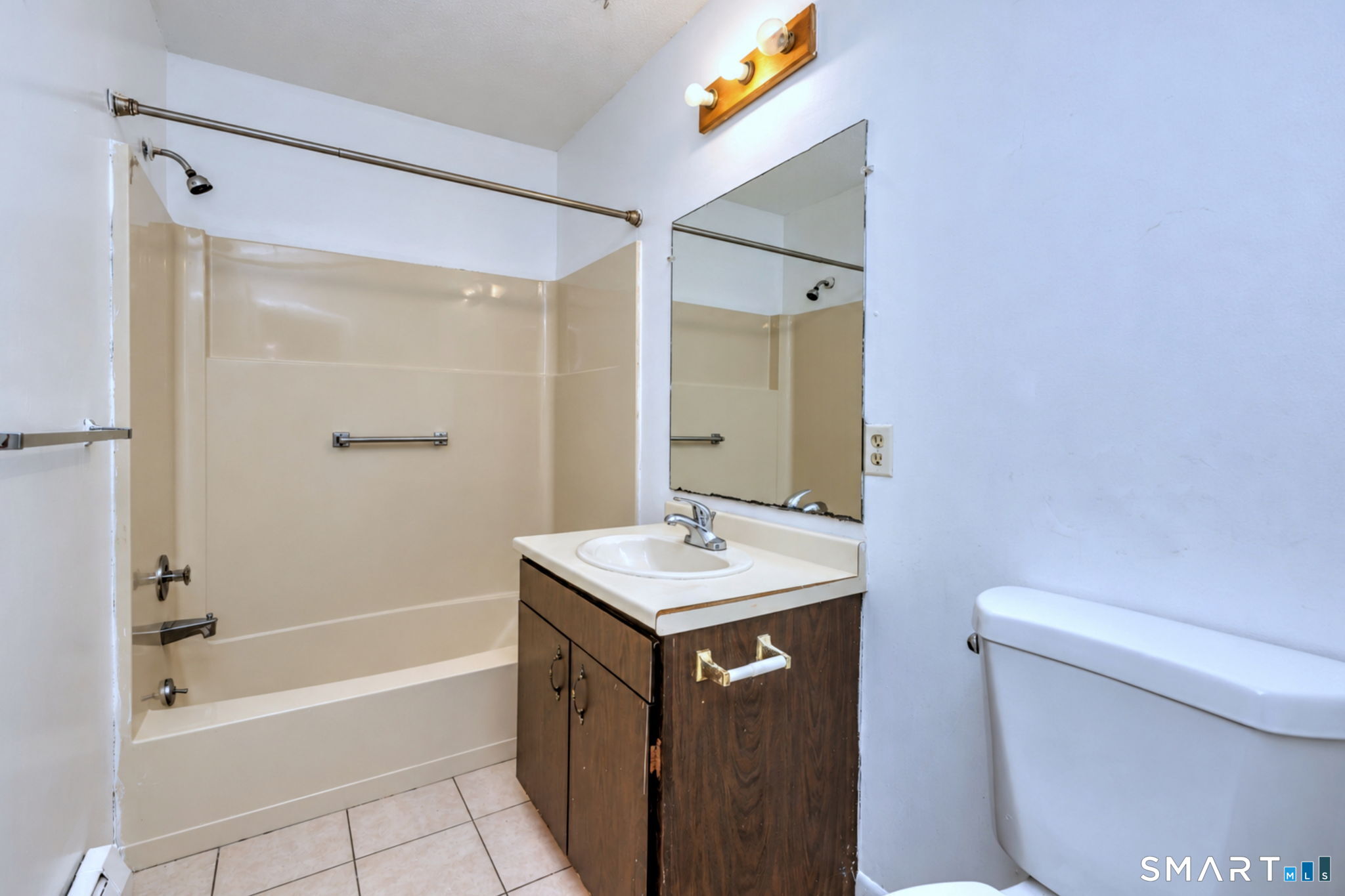 31 Kay Lane, Unit A Waterbury, CT 06708 - Photo 33 of 38 Gallery Image 33