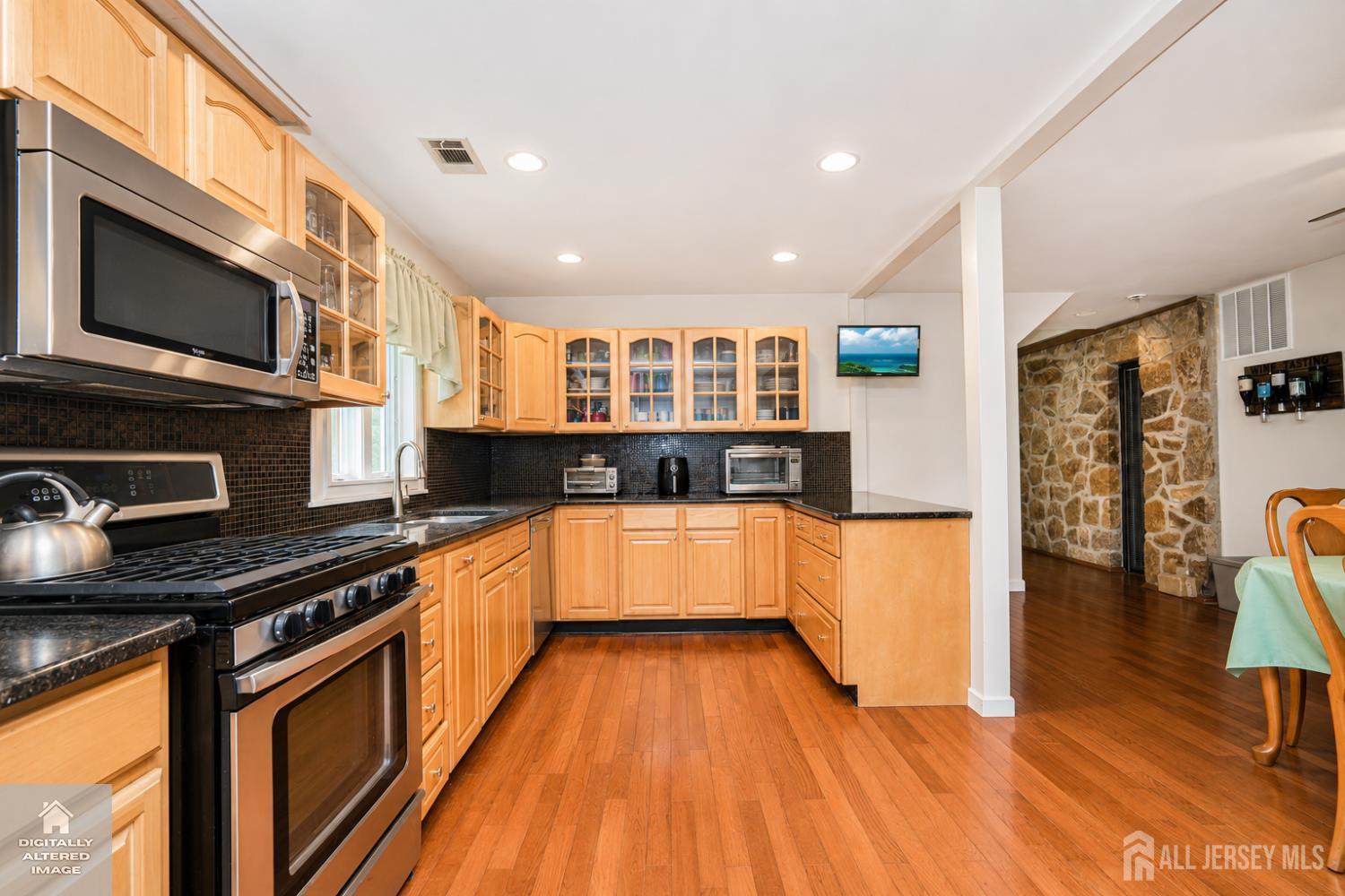 291 New Road Monmouth Junction, NJ 08852 - Photo 6 of 43