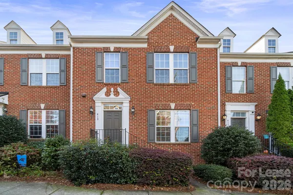 $2,700 | 413 Armour Street, Davidson, NC 28036
