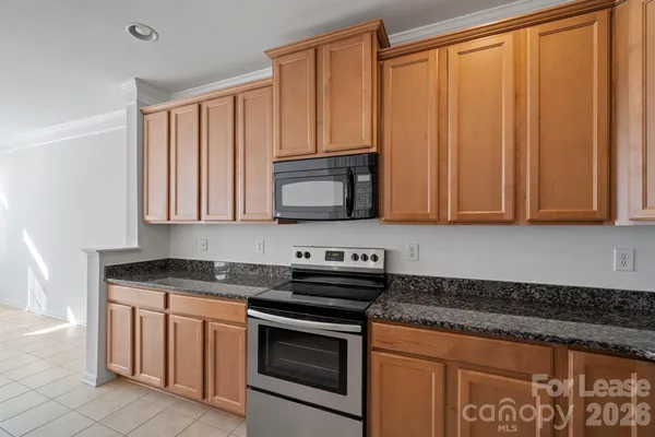 $2,700 | 413 Armour Street, Davidson, NC 28036