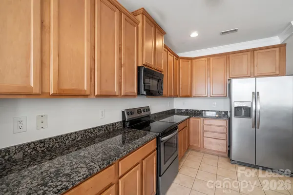 $2,700 | 413 Armour Street, Davidson, NC 28036