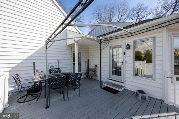 $685,000 | 4 Greenleaf Lane, Seaford, DE 19973