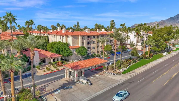$435,000 | 5104 North 32nd Street, Unit 431, Phoenix, AZ 85018