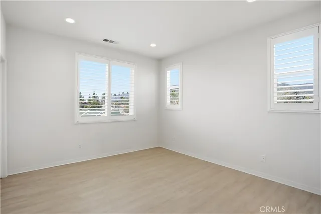 $724,800 | 811 North Dalton Avenue, Unit 105, Azusa, CA 91702