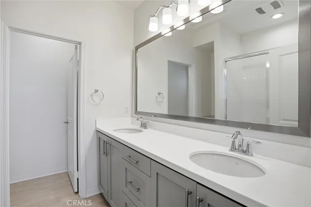 $724,800 | 811 North Dalton Avenue, Unit 105, Azusa, CA 91702