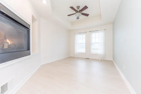 $284,500 | 5588 Hampshire Lane, Ypsilanti, MI 48197