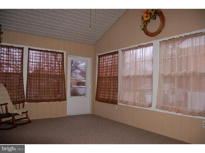 833 Rhodora Avenue Reading, PA 19605 - Photo 5 of 14 Side Yard