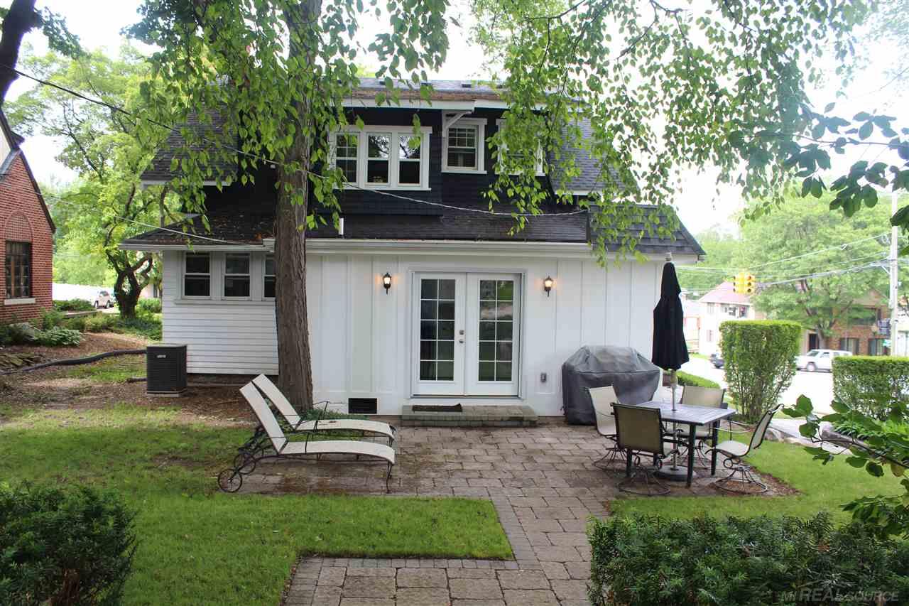 603 West University Drive Rochester, MI 48307 - Photo 2 of 31