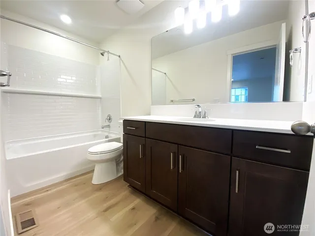 $819,950 | 1439 121st Avenue Southeast, Unit MB 07, Lake Stevens, WA 98258