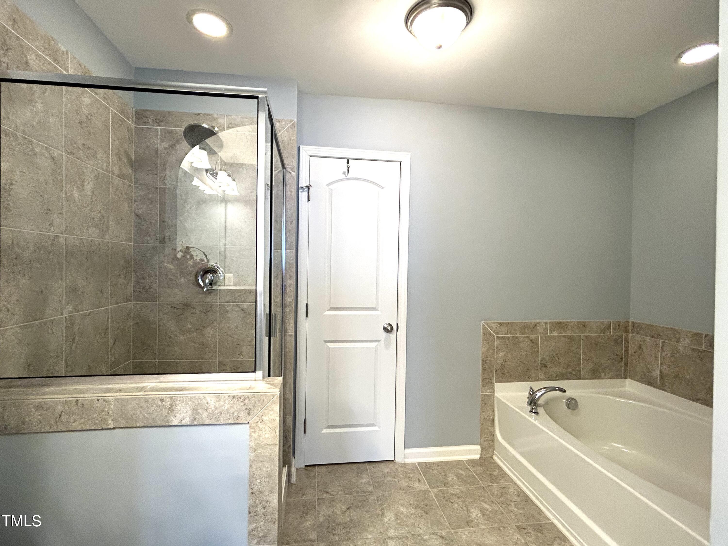 9128 Wooden Road Raleigh, NC 27617 - Photo 23 of 36 a-mbath3