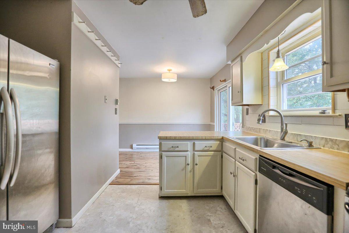 1096 Williamsburg Road Lancaster, PA 17603 - Photo 16 of 31 Gallery Image 16