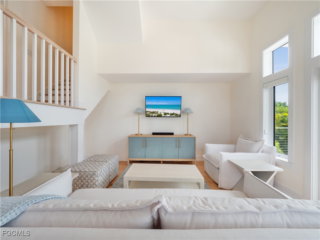 2480 Library Way Sanibel, FL 33957 - Photo 15 of 50