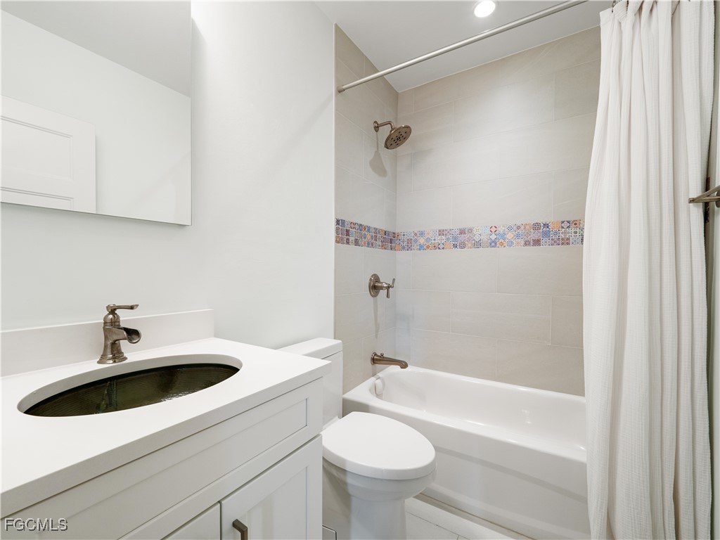 2480 Library Way Sanibel, FL 33957 - Photo 26 of 50