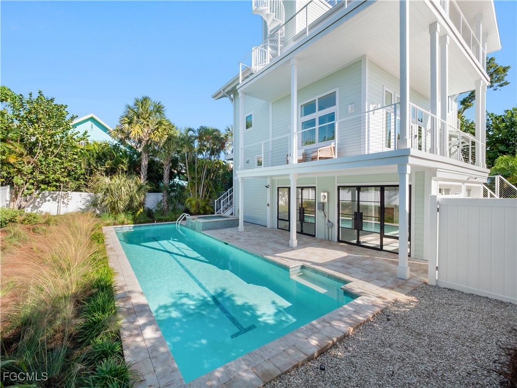 2480 Library Way Sanibel, FL 33957 - Photo 6 of 50