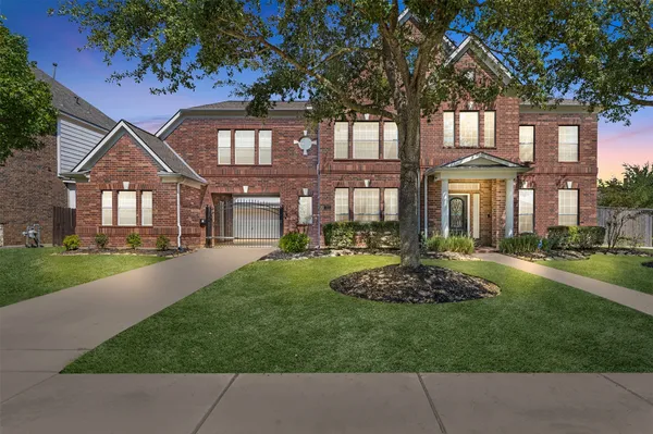 $715,000 | 21602 West Gold Buttercup Court, Cypress, TX 77433